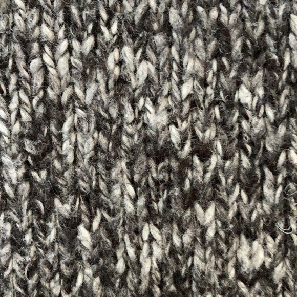 FINAL MARKDOWN Ladies ecote oversized sweater small - Picture 7 of 10